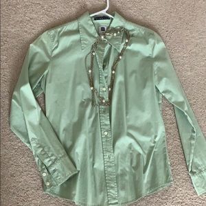 GAP Women’s button down